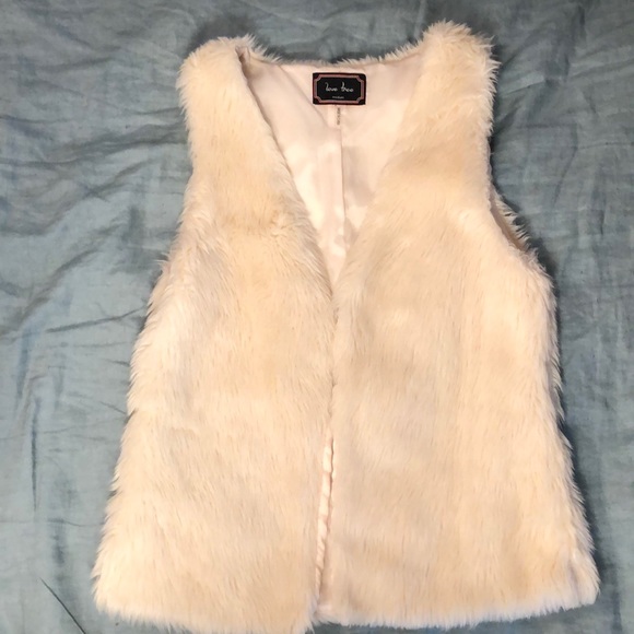 Love Tree faux fur Vest - Picture 1 of 2